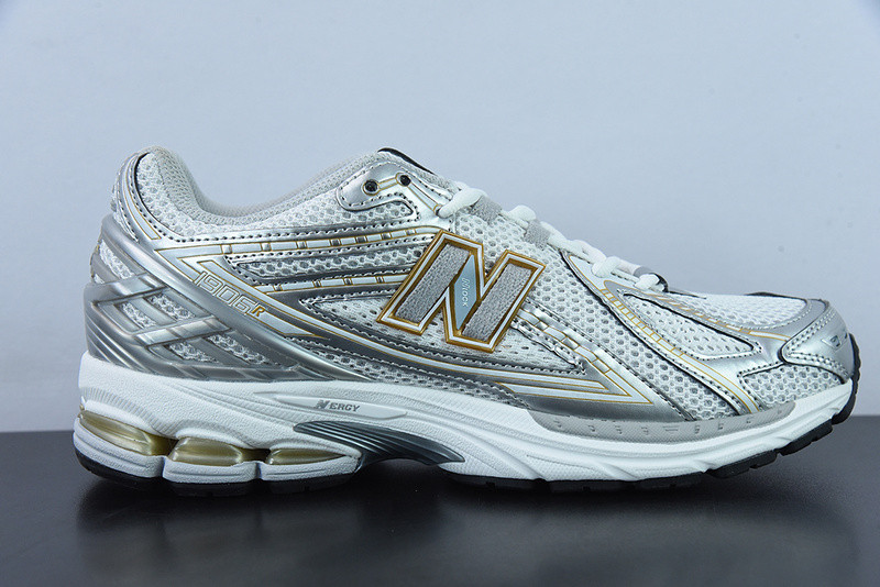 new balance sneaker