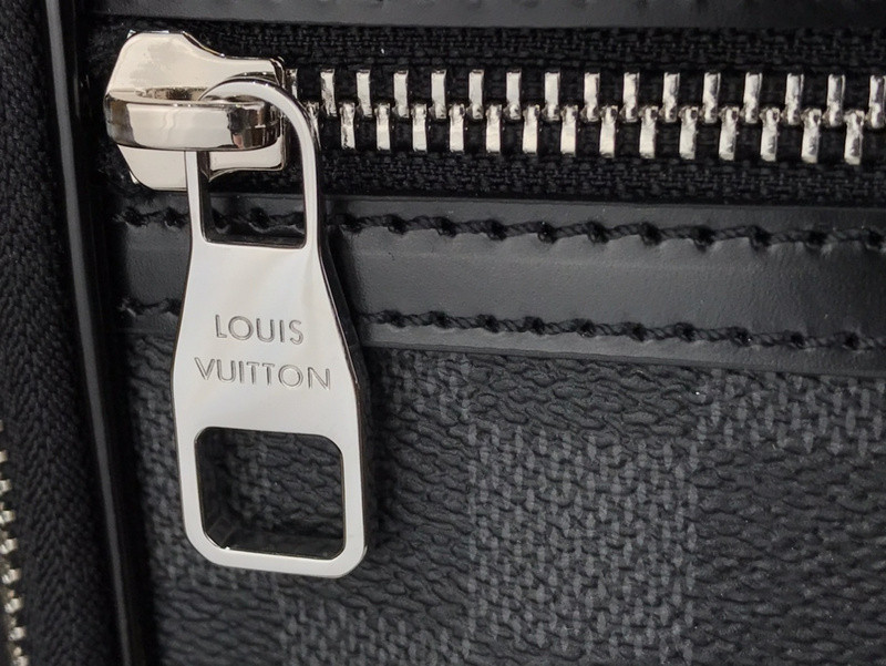 LVT PURSE