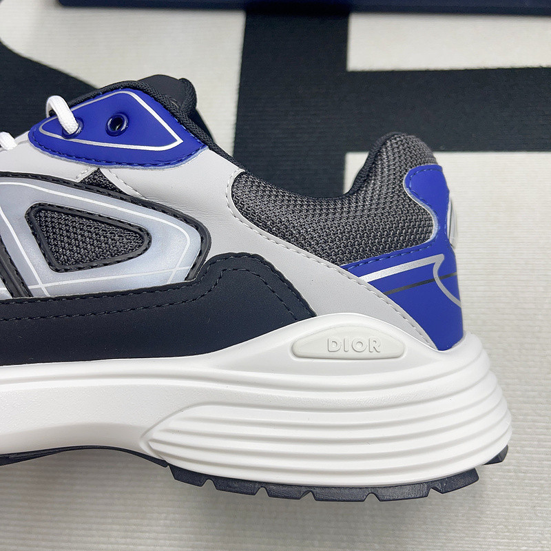dio* sneaker