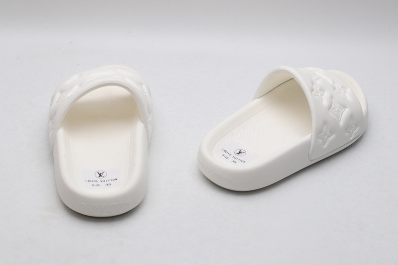 lvt sandals
