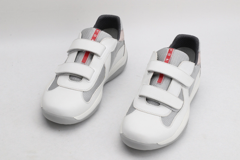 pr sneaker