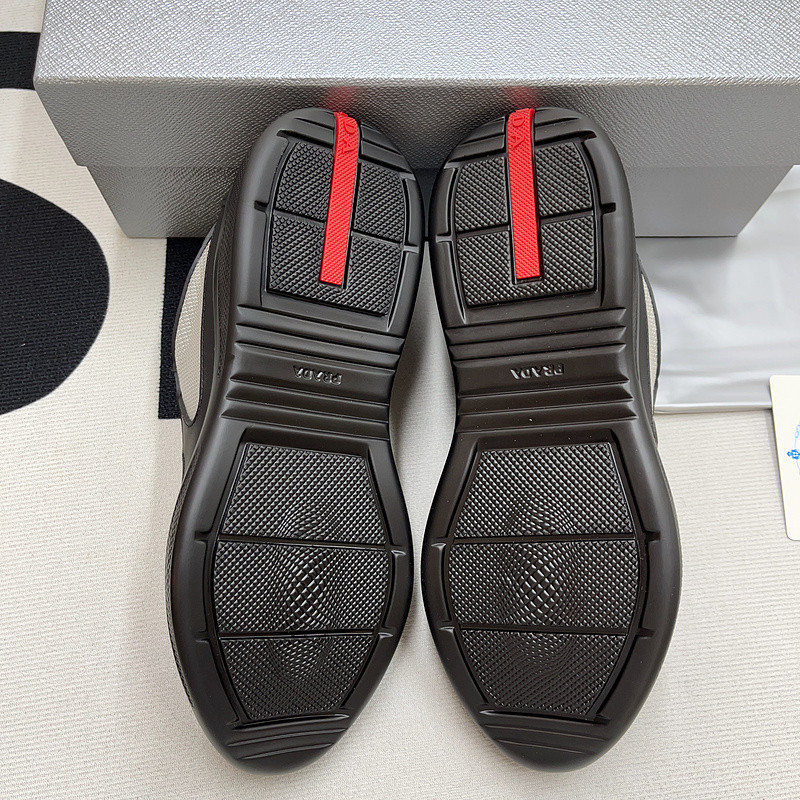 pr sneaker