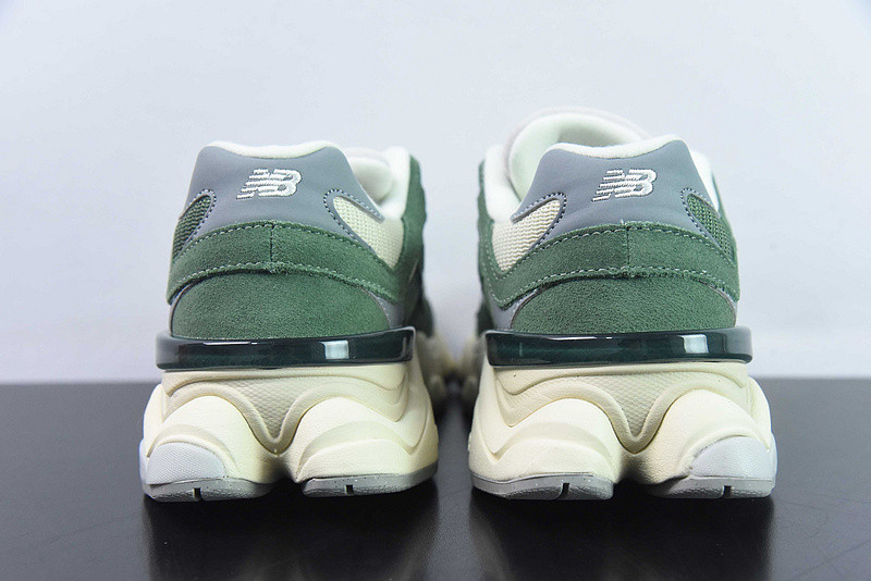 new balance sneaker