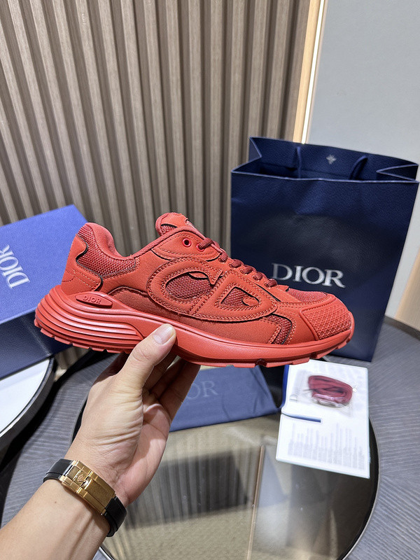 dio* sneaker