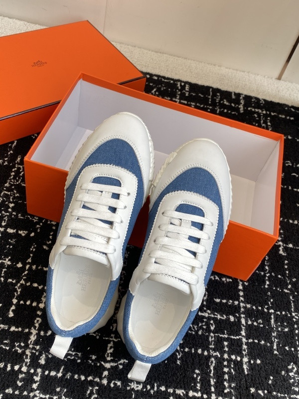 H**me5 sneaker