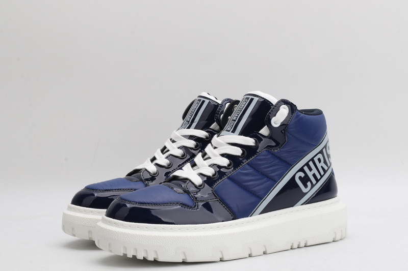 dio* sneaker