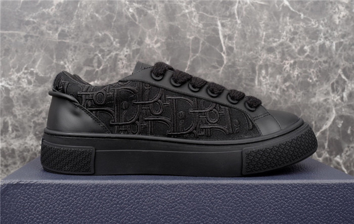 dio* b33 sneaker