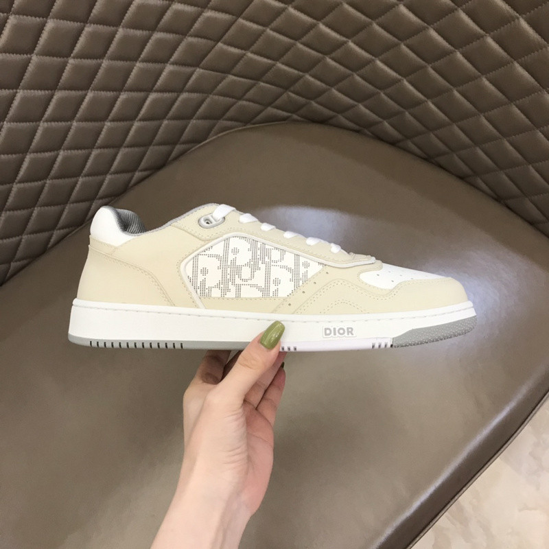 dio* sneaker