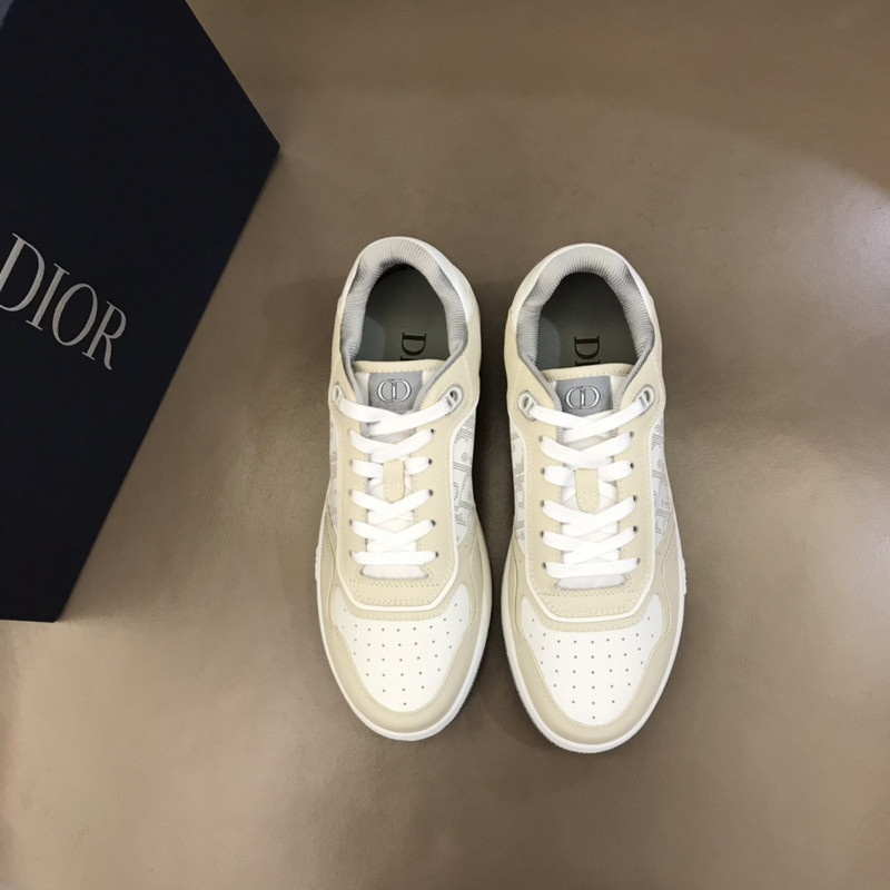 dio* sneaker