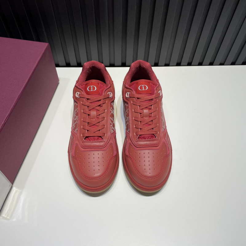 dio* sneaker