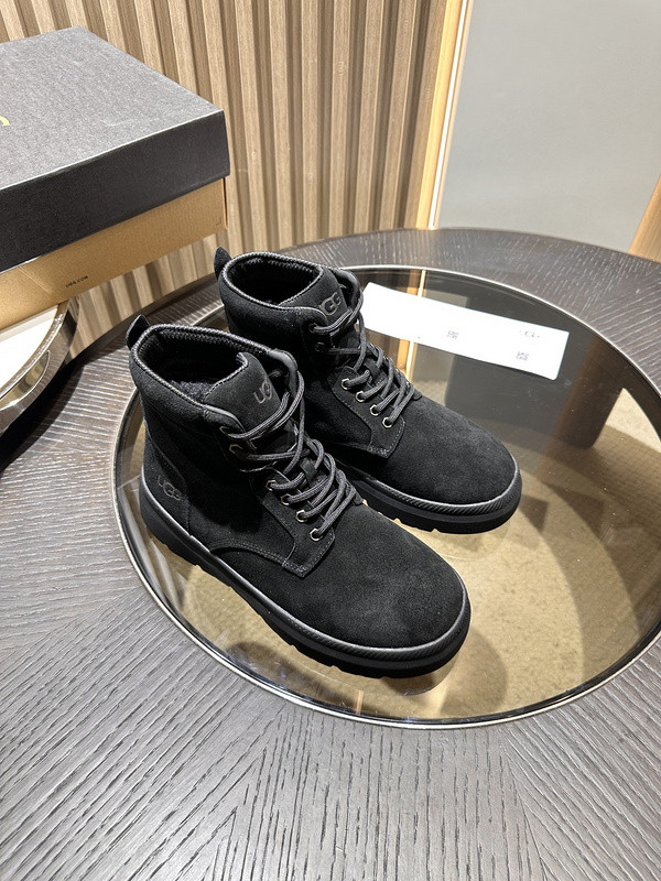 UGG