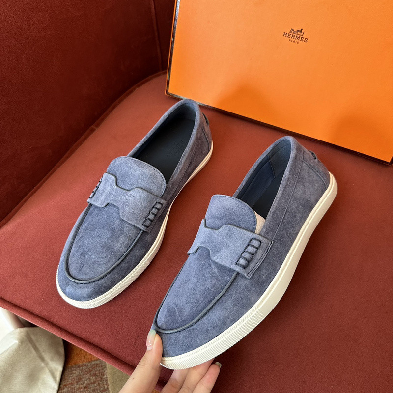 H**me5 sneaker