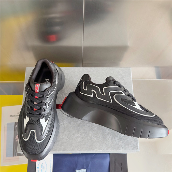 pr sneaker