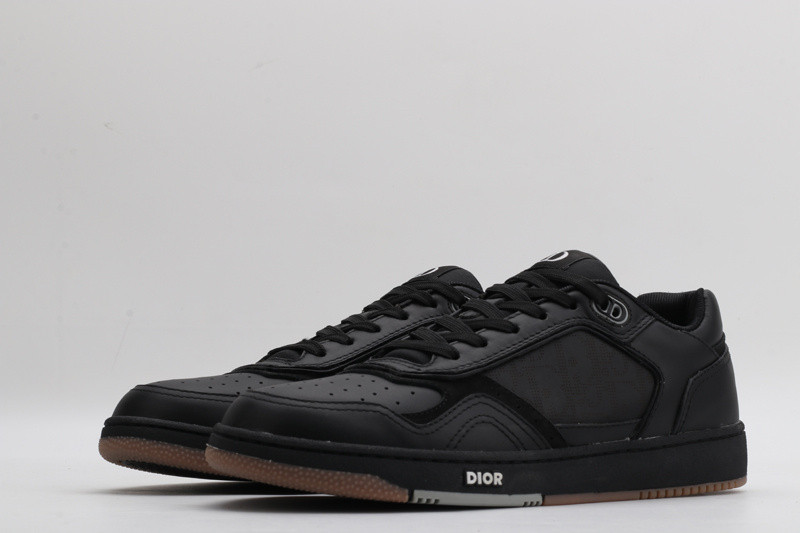 dio* sneaker