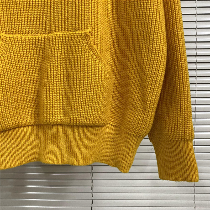 Ce1i*e clothes