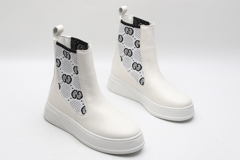 g*u*i boots