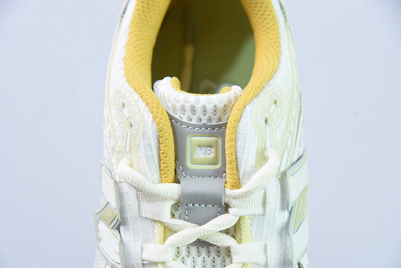 new balance sneaker