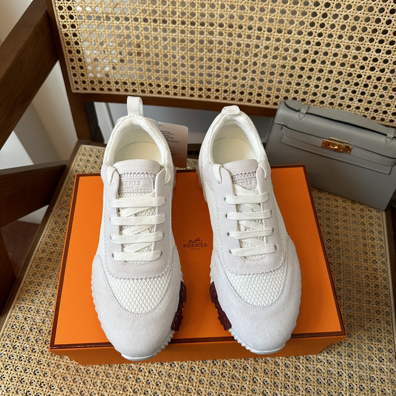H**mes sneaker