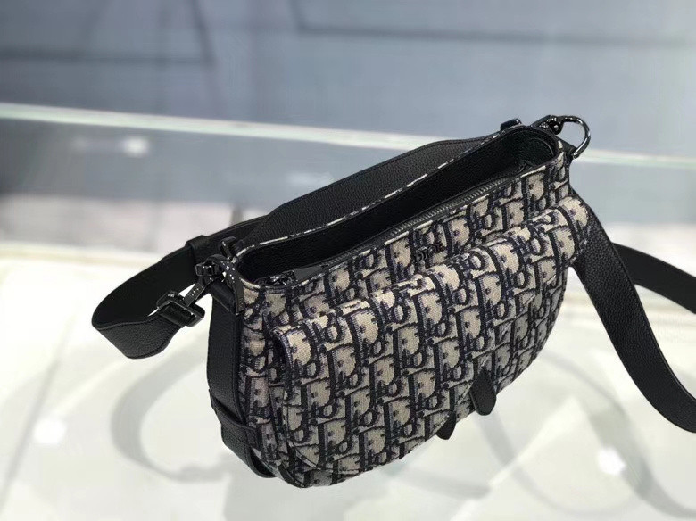 D10r bag