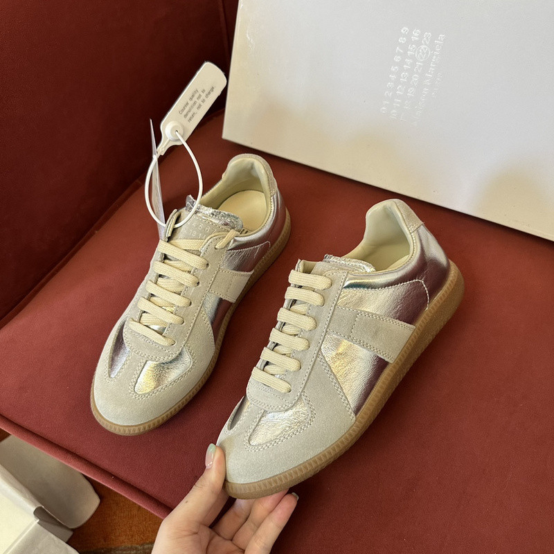 ma*s*n Ma*i*la sneaker
