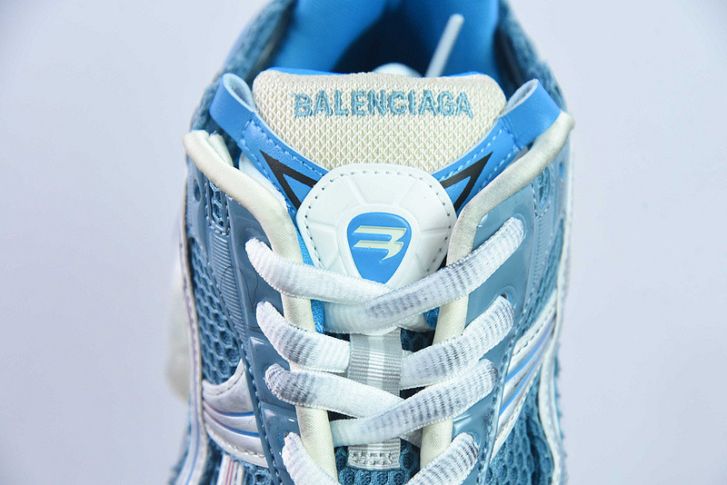 Ba1en*iaga runner sneaker