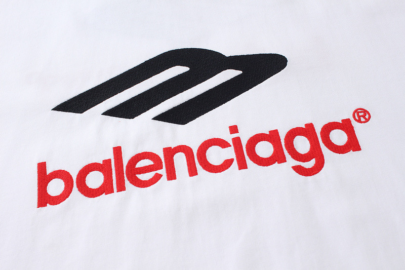 Ba*len*cia*ga clothes