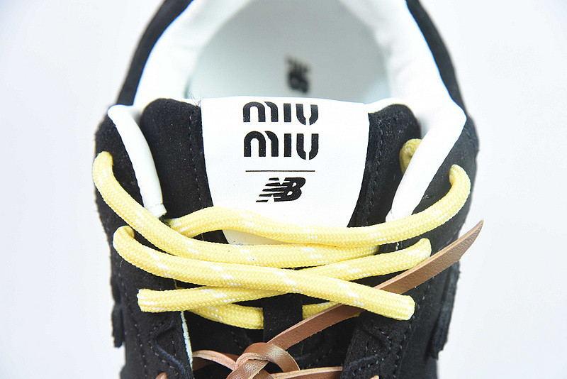 new balance x M1um1u sneaker