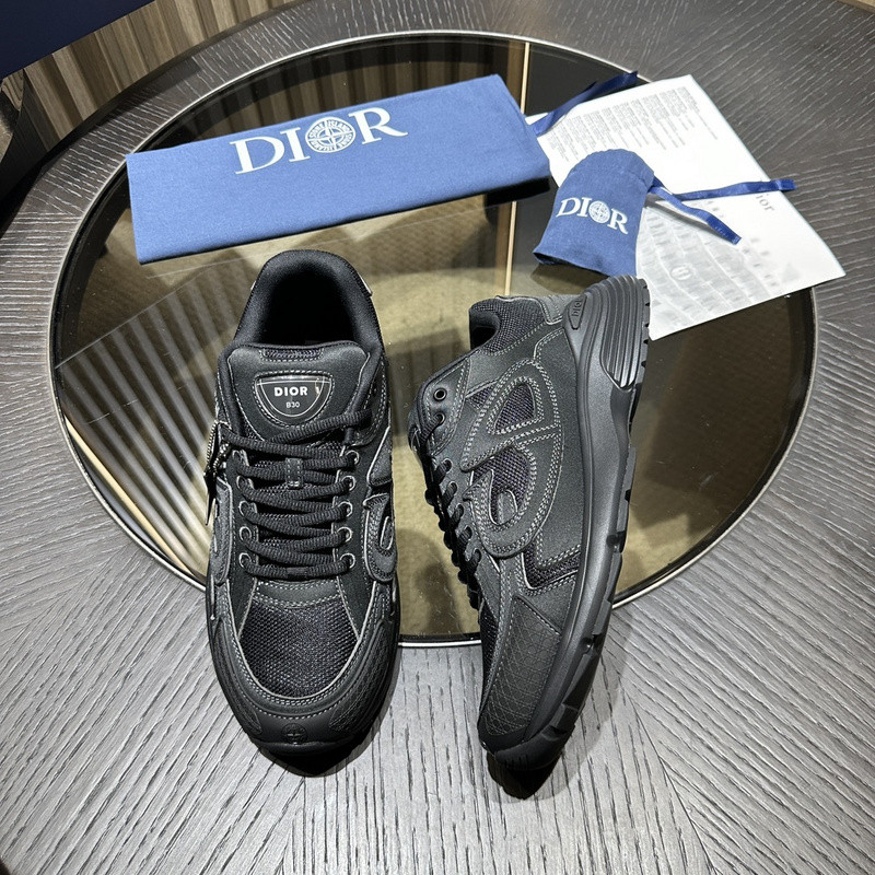DIO* SNEAKER