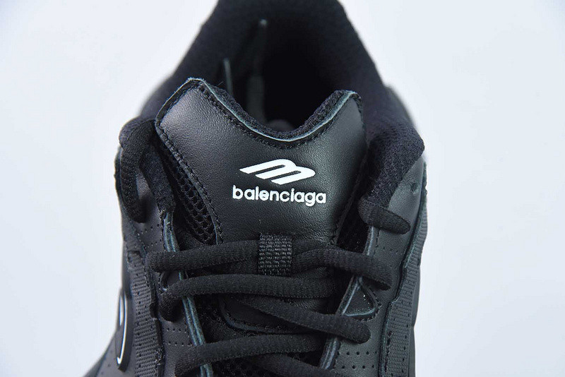 BC SNEAKERS