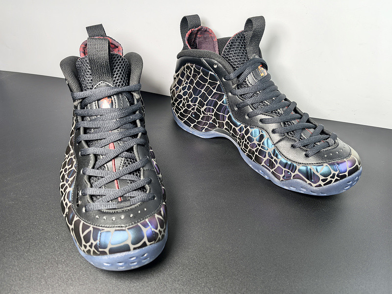 TEKKEN 8 x Nike Air Foamposite One “Kazuya Mishima” FQ9050-400