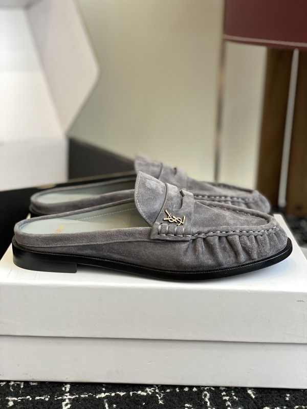 Sa1nt Lau*nt sneaker