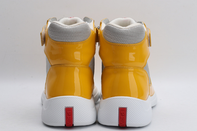 pr sneaker