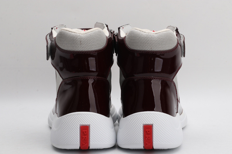 pr sneaker