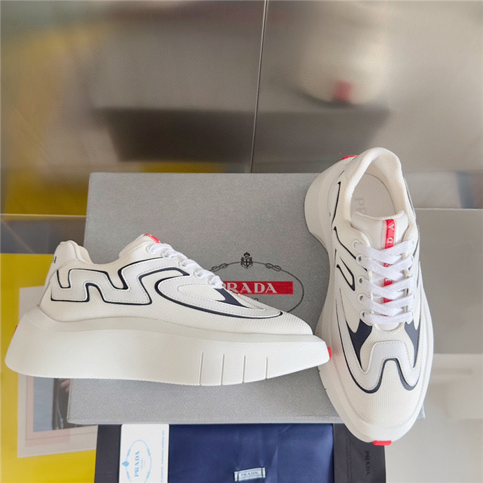 pr sneaker