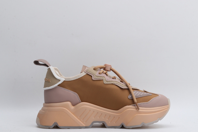 dg sneaker