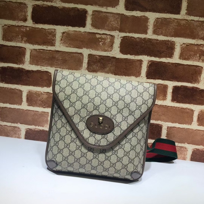 G*u*i shoulder bag