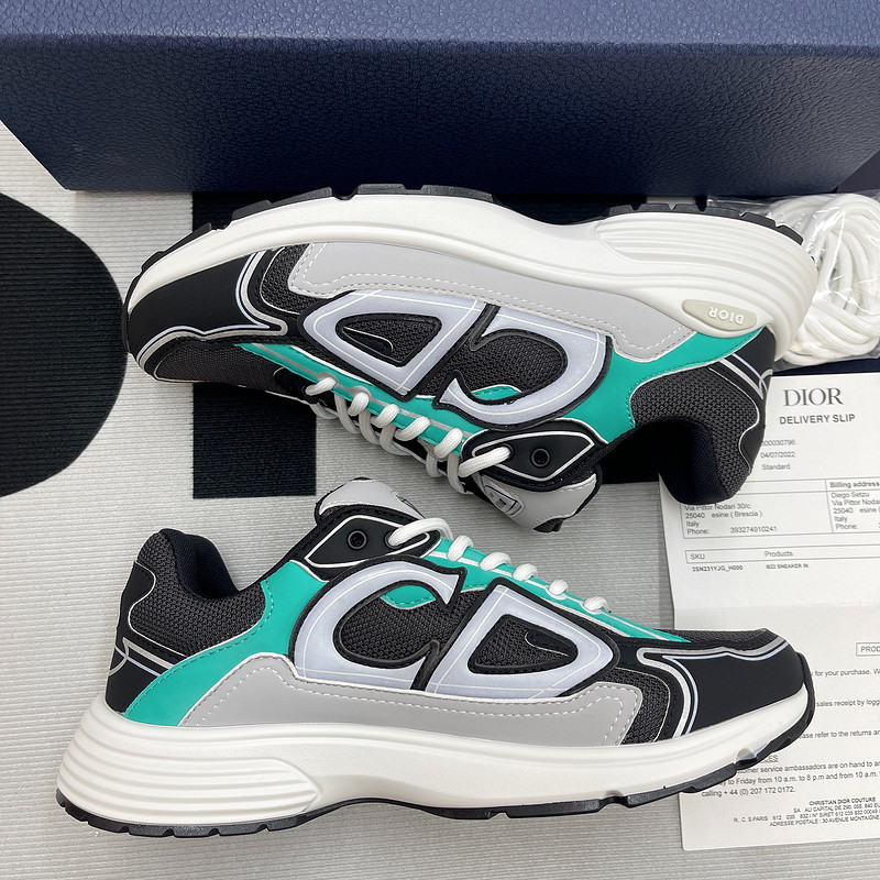 dio* sneaker