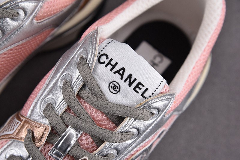 Ch*el sneaker