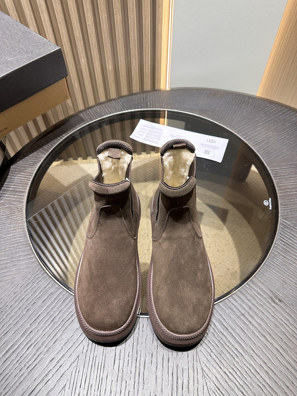 UGG