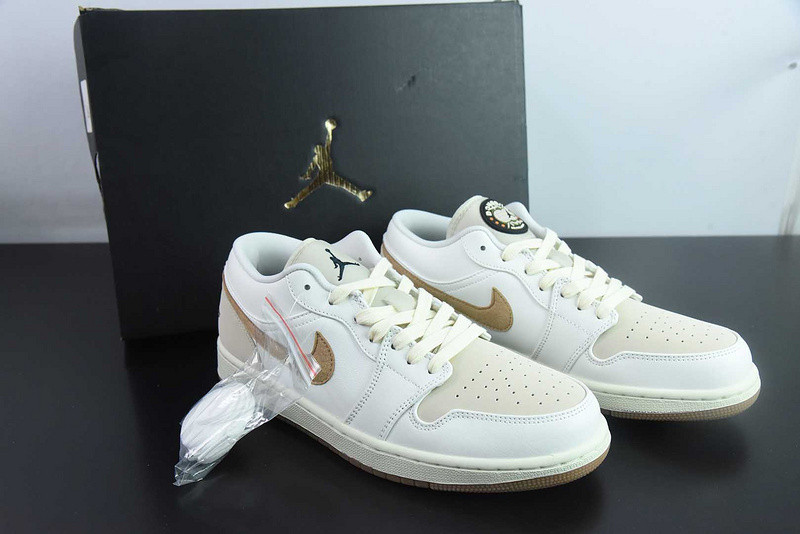 Air Jordan 1 Low 