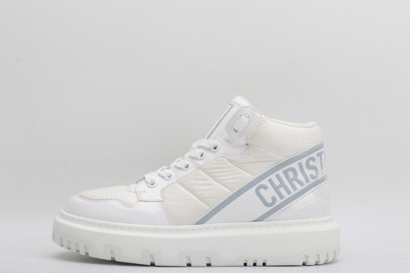 dio* sneaker