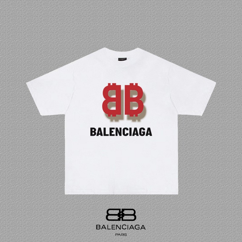 Ba*len*cia*ga clothes