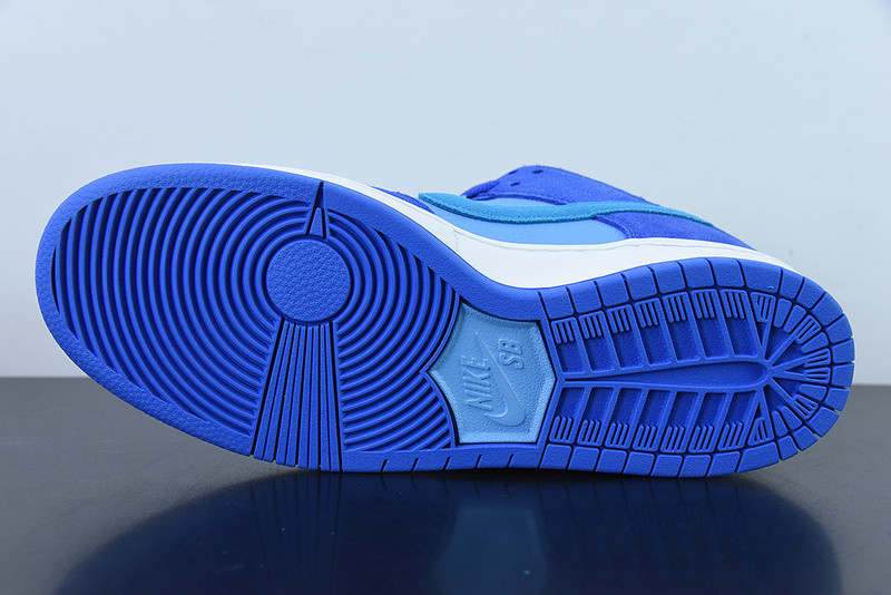 nike sb dunk low “blue raspberry” dm0807-400
