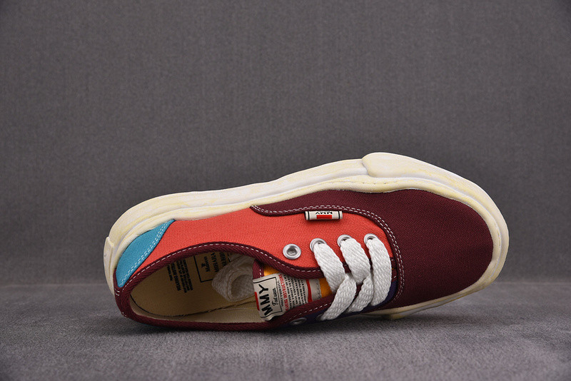 Ma*s*n mihara yasuhiro sneaker