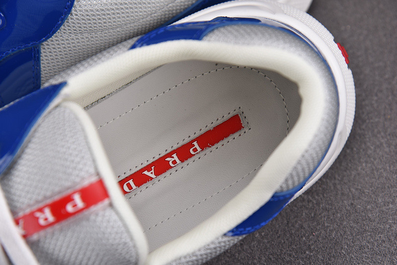 pr sneaker
