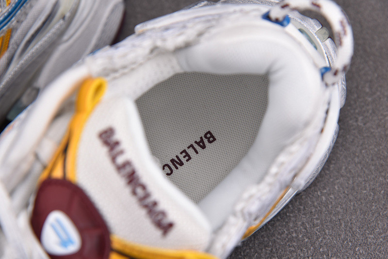 Ba*len*cia*ga runner sneaker