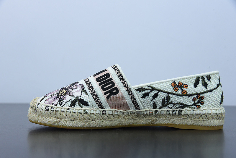 dio* sneaker