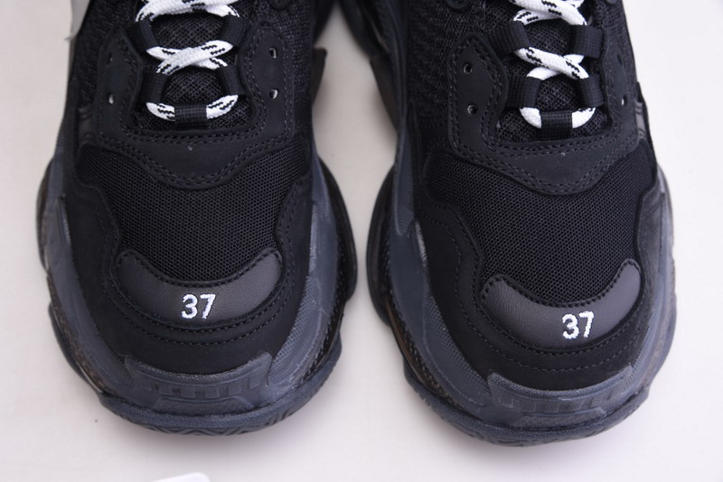 bc triple s trainer ‘all black distressed’’ 541624 w09o1 1000